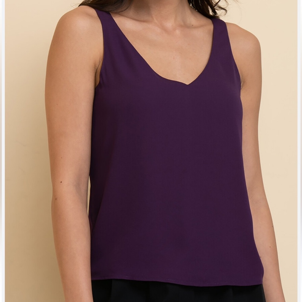 Reversible V/Scoop Neck Tank